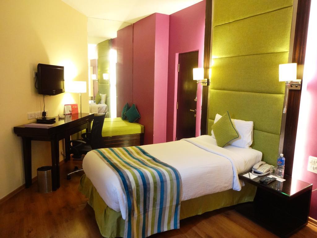 Royal Orchid Central Bangalore, Mg Road Cameră foto